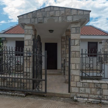 Villa Julia Petrovac Ngoại thất bức ảnh