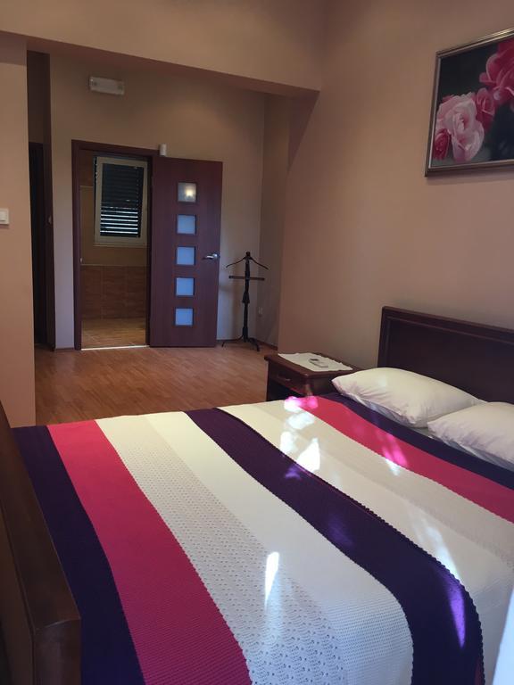 Villa Julia Petrovac Ngoại thất bức ảnh